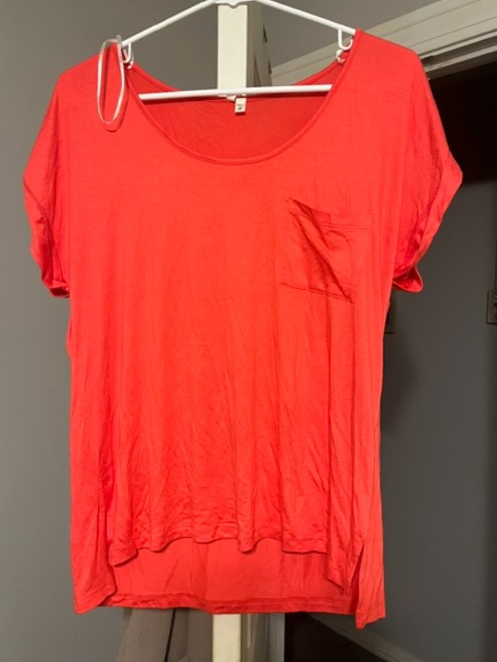 Ladies Dark Coral Bellatrix Short Sleeve Scoop Neck Top Size Medium